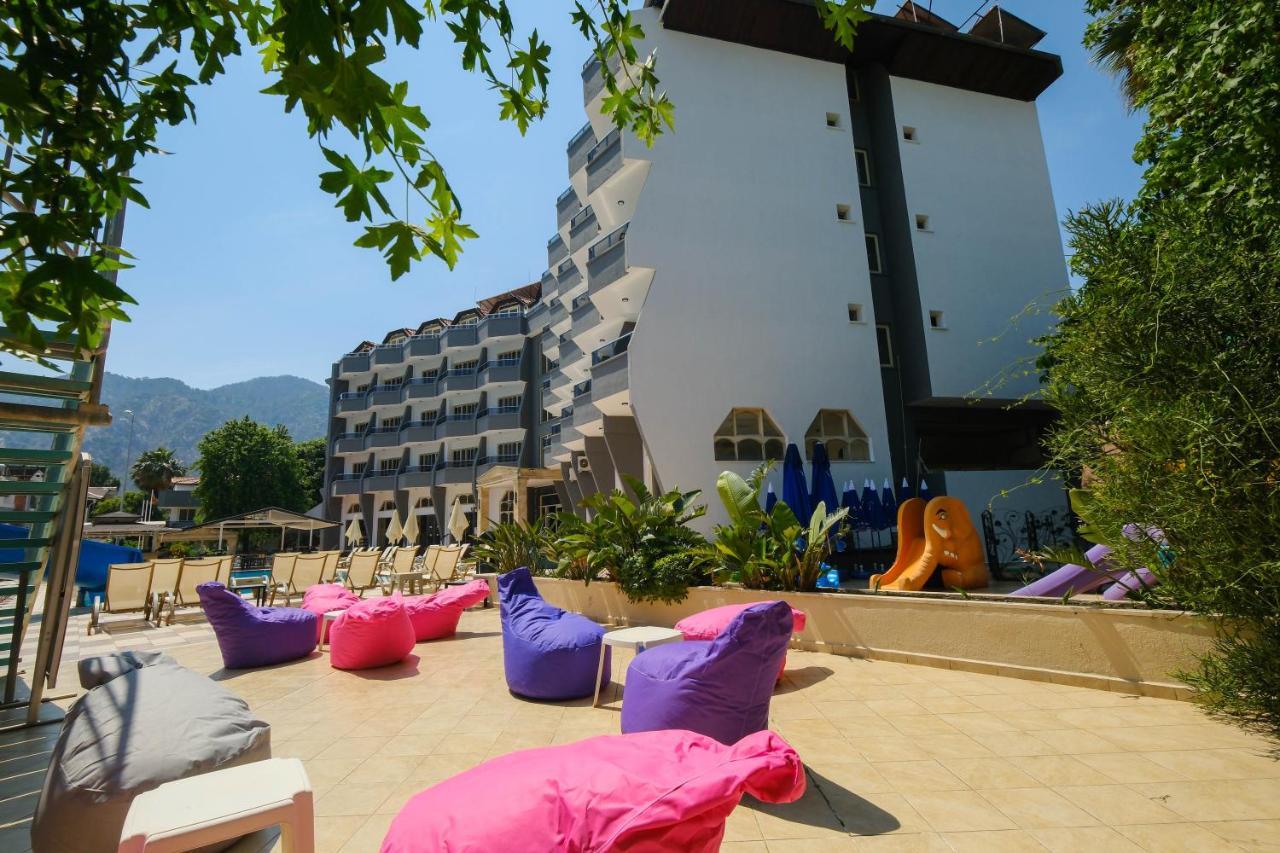 Hotel Club Selen İçmeler Exteriér fotografie
