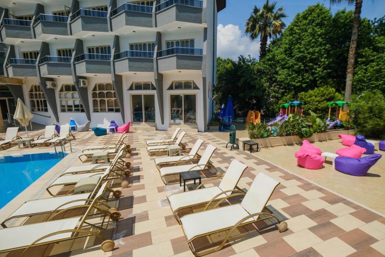 Hotel Club Selen İçmeler Exteriér fotografie