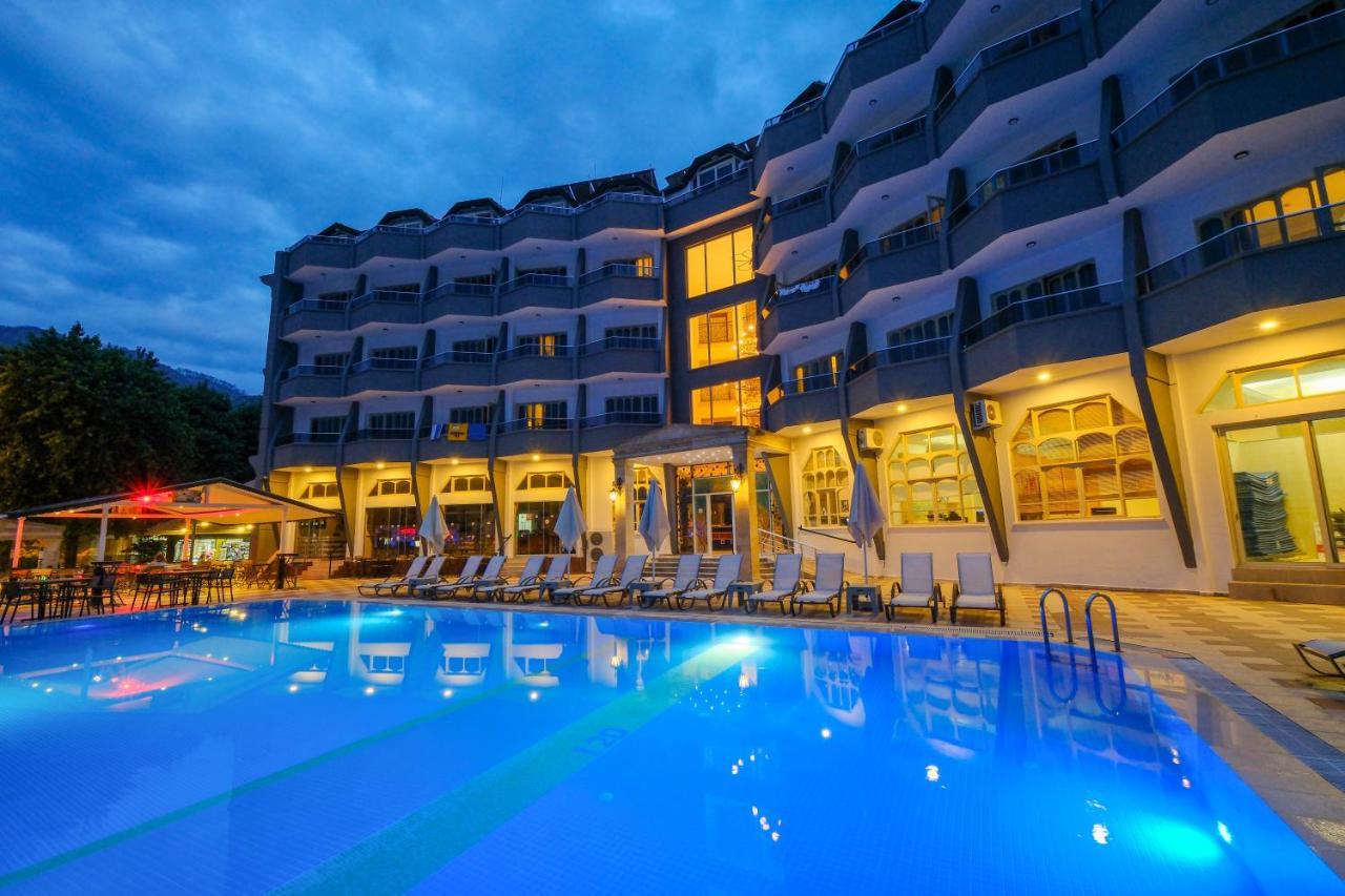Hotel Club Selen İçmeler Exteriér fotografie
